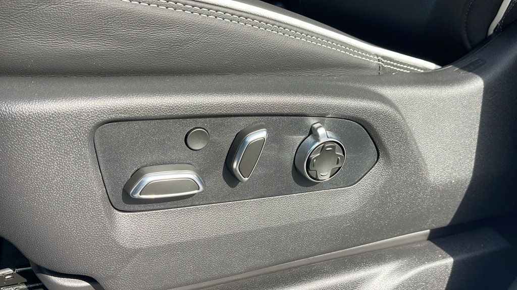 New 2026 GMC Sierra 2500 AT4X AWD/4WD image 14