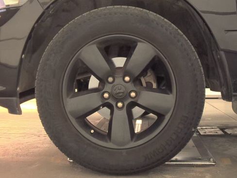 Used 2016 RAM 1500 Express w/ Black Ram 1500 Express Group image 9