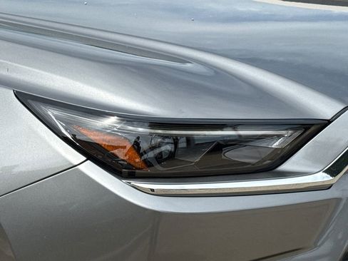 Used 2025 Toyota Grand Highlander AWD Hybrid image 4