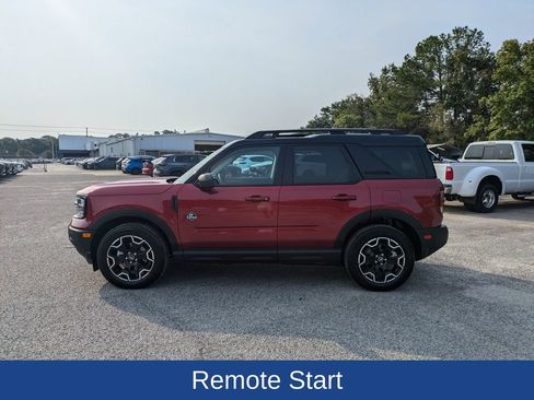 Certified 2025 Ford Bronco Sport Outer Banks w/ Outer Banks Tech Package+ AWD/4WD image 7