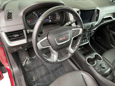 Used 2019 GMC Terrain SLT w/ Preferred Package AWD/4WD image 3