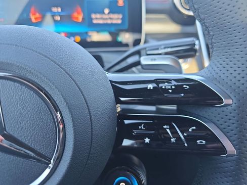 New 2026 Mercedes-Benz C 43 AMG 4MATIC Sedan image 18