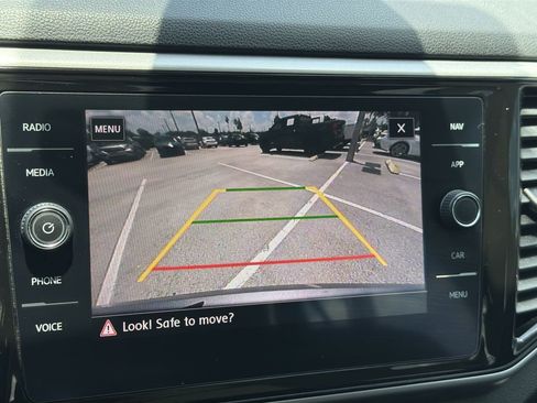 Used 2021 Volkswagen Atlas SEL FWD image 25