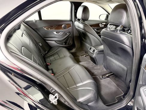 Used 2017 Mercedes-Benz C 300 4MATIC Sedan image 43