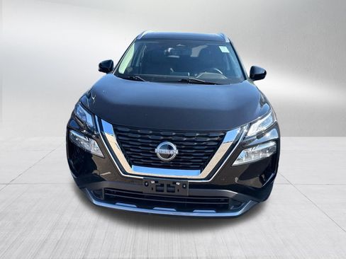 Used 2023 Nissan Rogue SL AWD/4WD image 2