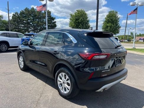 Used 2023 Ford Escape Active AWD/4WD image 7
