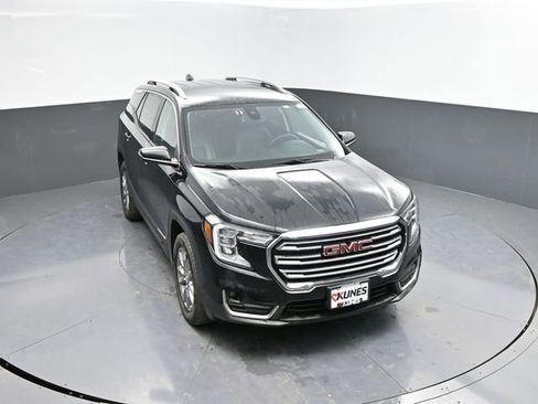 Used 2024 GMC Terrain SLT AWD/4WD image 37