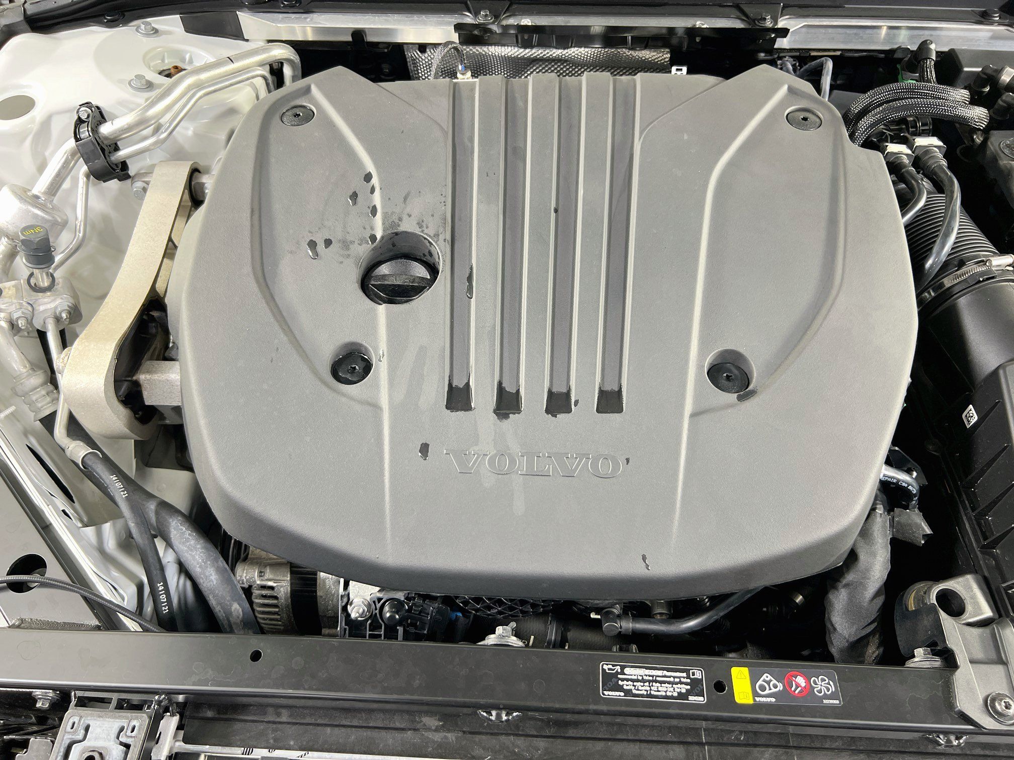 Used 2023 Volvo S60 B5 Core FWD image 29