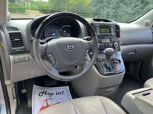 Used 2014 Kia Sedona EX w/ Luxury Package FWD image 10