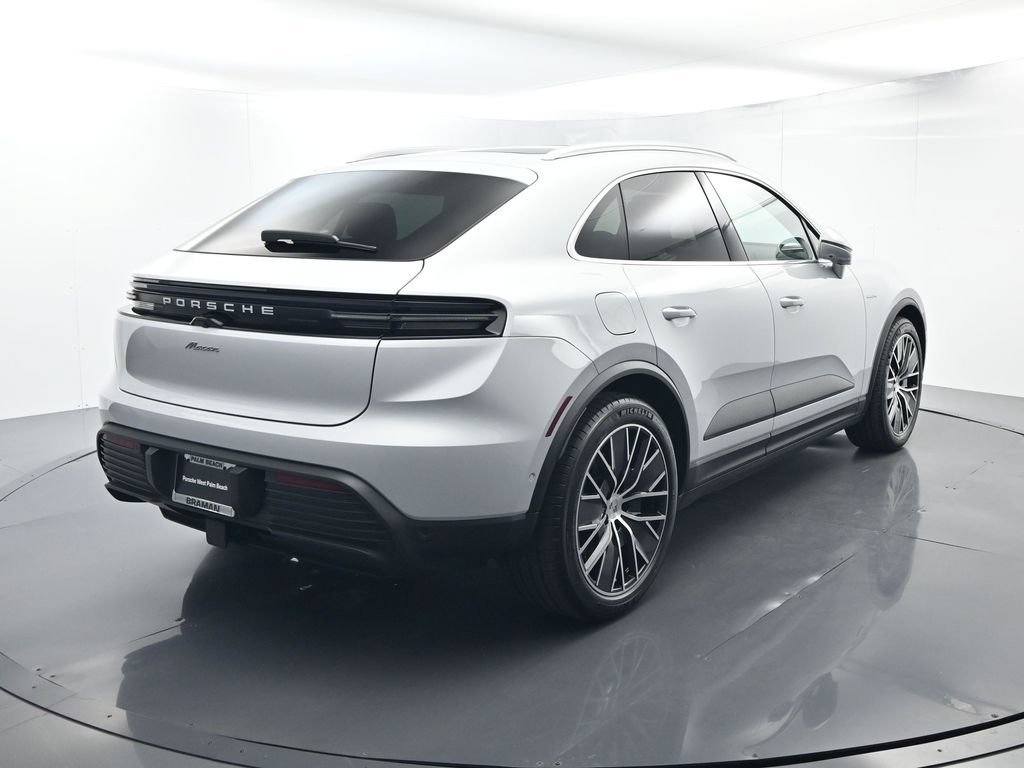 Certified 2026 Porsche Macan Electric RWD image 14