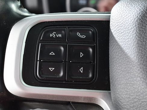 Used 2020 RAM 2500 Big Horn w/ Night Edition AWD/4WD image 34