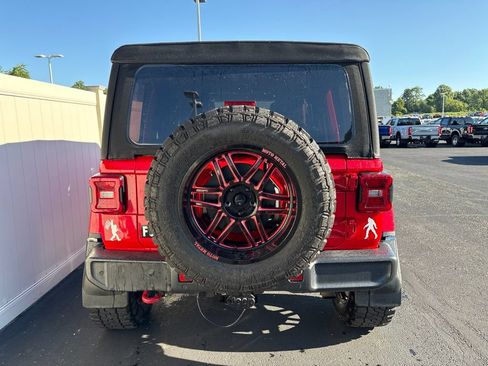 Used 2021 Jeep Wrangler Unlimited Rubicon AWD/4WD image 4