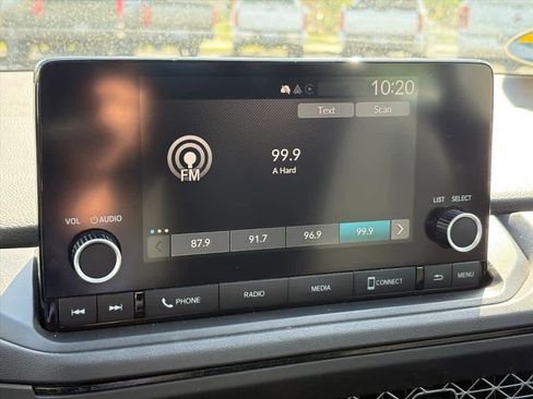 Used 2023 Honda Accord EX image 14