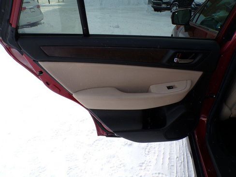 Used 2015 Subaru Outback 2.5i Limited image 21