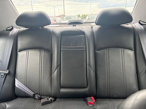 Used 2001 Hyundai XG300 FWD image 12