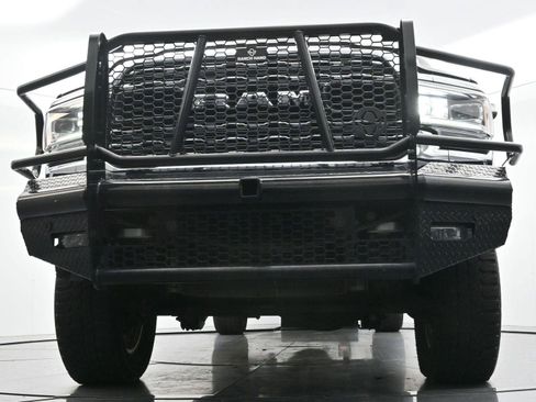 Used 2022 RAM 3500 Limited AWD/4WD image 38