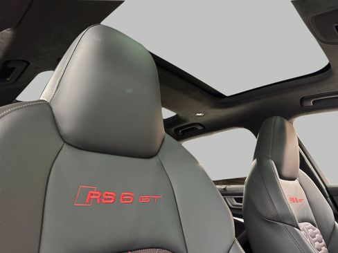 Used 2025 Audi RS 6 performance AWD/4WD image 17