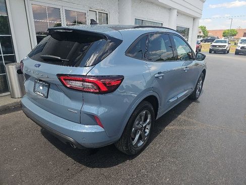 Used 2024 Ford Escape ST-Line w/ Tech Pack #1 AWD/4WD image 4