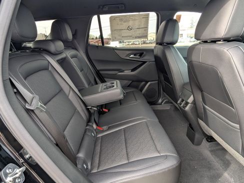 New 2026 Chevrolet Equinox LT w/ Convenience Package II image 7