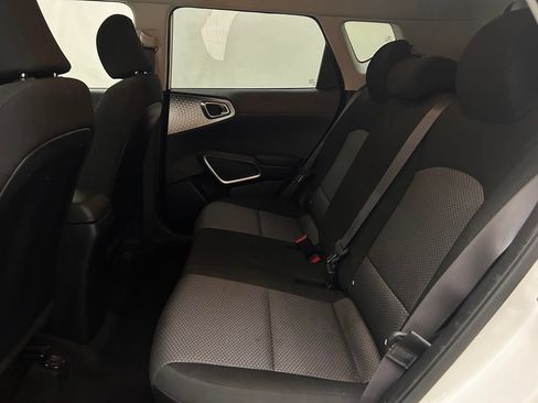 Used 2020 Kia Soul LX FWD image 14