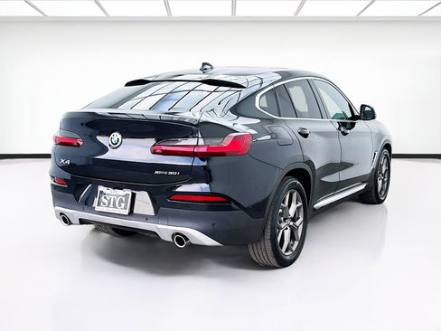 Used 2021 BMW X4 xDrive30i w/ Premium Package image 4