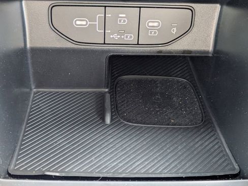 Certified 2025 Kia Sorento EX FWD image 28