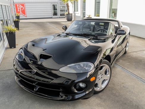 Used 2000 Dodge Viper RT/10 RWD image 3