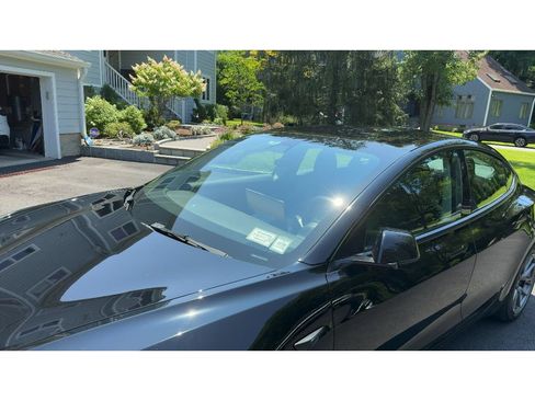 Used 2022 Tesla Model 3 RWD image 9