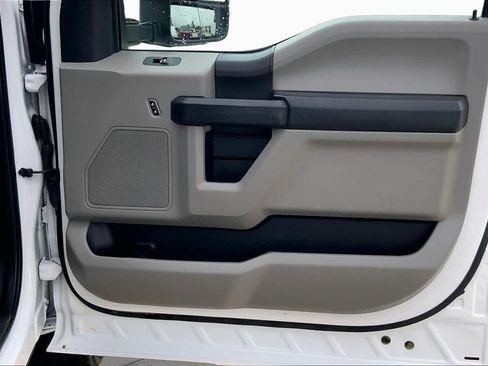 Used 2021 Ford F250 XL w/ Power Equipment Group AWD/4WD image 22