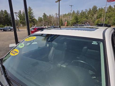 Used 2016 Toyota Tundra Limited AWD/4WD image 17