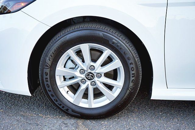 Used 2026 Toyota Camry LE FWD image 15