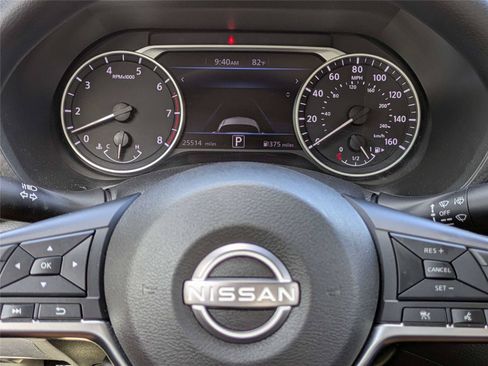 Used 2025 Nissan Sentra SV FWD image 27
