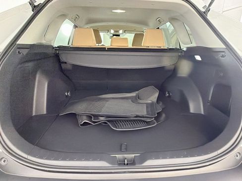 Used 2025 Toyota RAV4 XLE AWD/4WD image 25