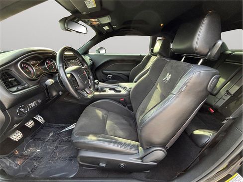 Used 2019 Dodge Challenger R/T Scat Pack w/ Plus Package image 2