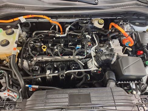 Used 2024 Ford Escape ST-Line w/ Equipment Group 301A image 29