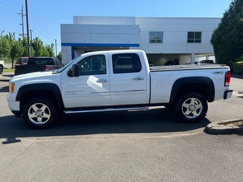Used 2013 GMC Sierra 2500 Denali AWD/4WD image 4