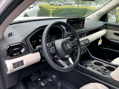 New 2026 Honda Pilot Elite image 10