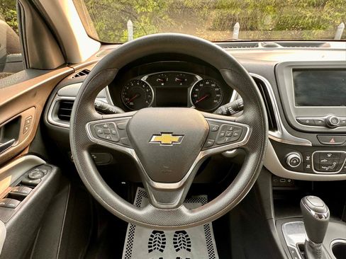 Used 2019 Chevrolet Equinox LT FWD image 20