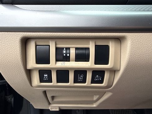 Used 2019 Subaru Outback 2.5i Premium image 27