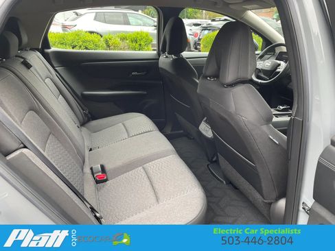 Used 2023 Nissan Ariya FWD image 46