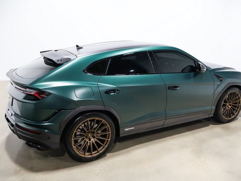 Used 2024 Lamborghini Urus Performante AWD/4WD image 82