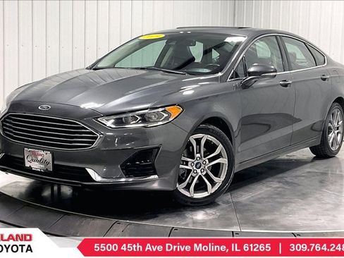 Used 2019 Ford Fusion SEL image 1
