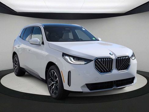 New 2026 BMW X3 xDrive30 w/ Convenience Package image 2