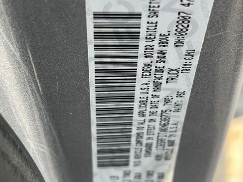 Used 2019 RAM 1500 Laramie image 24