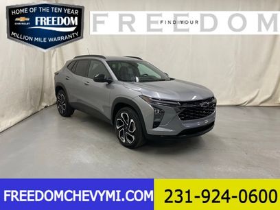 Used 2025 Chevrolet Trax RS