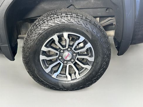 Used 2019 GMC Sierra 1500 AT4 w/ AT4 Premium Package AWD/4WD image 11