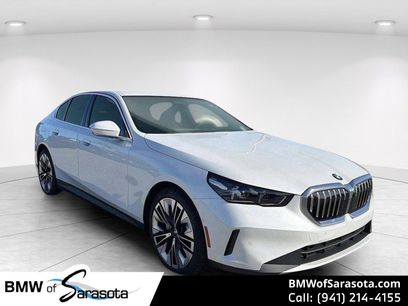 New 2026 BMW 530i xDrive w/ Premium Package