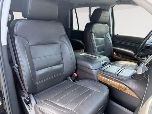 Used 2016 GMC Yukon Denali w/ Open Road Package AWD/4WD image 28