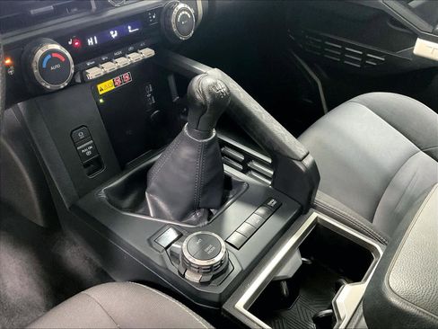 Used 2024 Toyota Tacoma TRD Off-Road w/ TRD Off Road Upgrade Package image 20