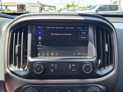 Used 2021 Chevrolet Colorado Z71 w/ LPO, Tonneau and Step Package AWD/4WD image 18